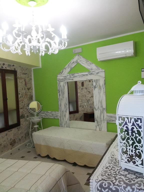 Olimpo Palace Affittacamere Scilla Δωμάτιο φωτογραφία